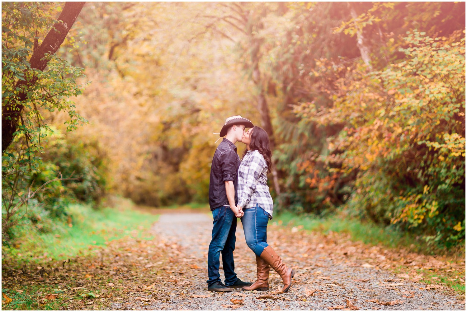 A Colorful Fall Engagement Session at Tolt MacDonald Park