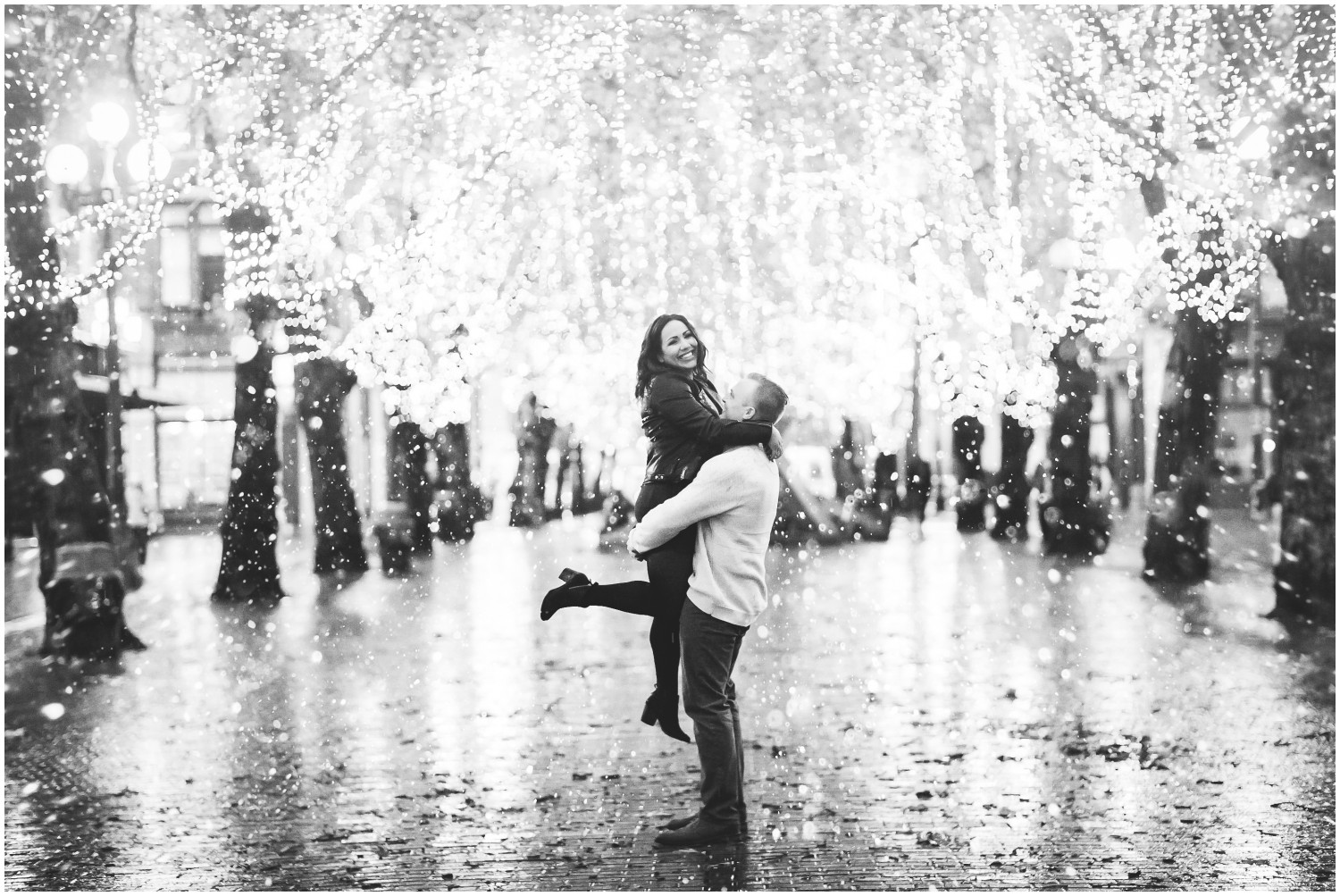 A Magical Rainy Engagement Session in Downtown Seattle