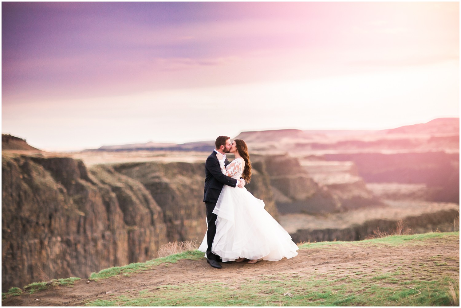 A Sunset Cliff-side Anniversary Session at Palouse Falls