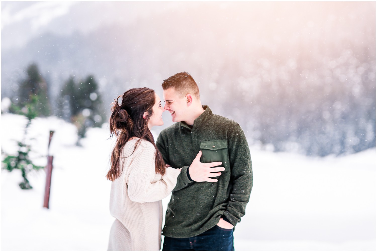 A Beautiful Snowy Engagement Session at Gold Creek Pond