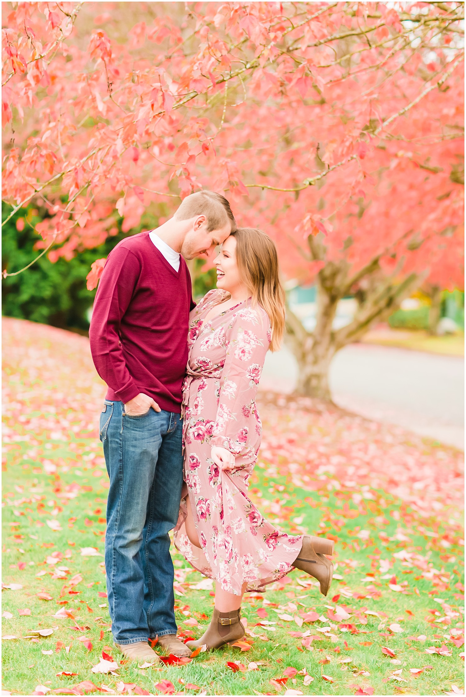 Autumn Bothell Landing Park Engagement | Nic & Brittany
