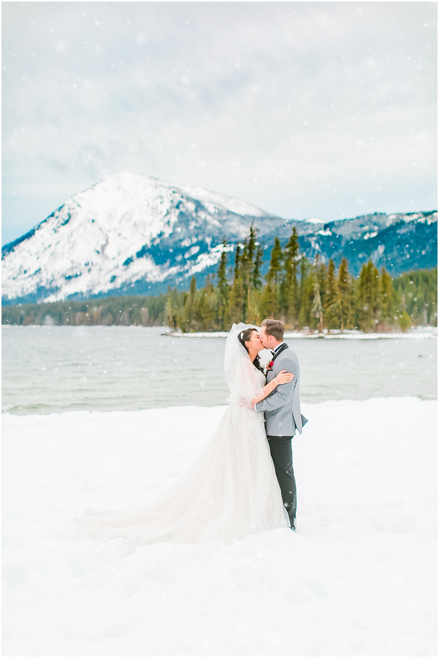 Winter Mountain Springs Lodge Wedding | Jake & Allysa